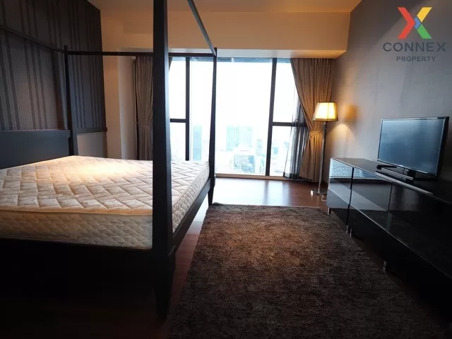 FOR RENT condo , The Met , corner unit , BTS-Chong Nonsi , Thungm